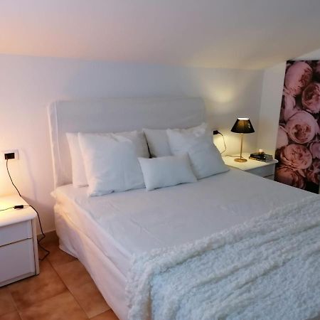 Apartamento Bramante-12 Pescara Exterior foto